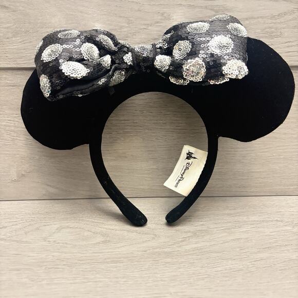 Disney Interchangeable Bow Headband Black Silver Sequin Minnie Mouse Ears main image 5